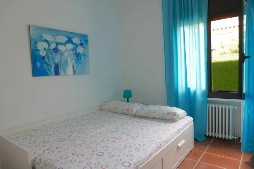 Alojamiento Con Jardin 20Km Barcelona Vilassar De Dalt 0*,  Испания